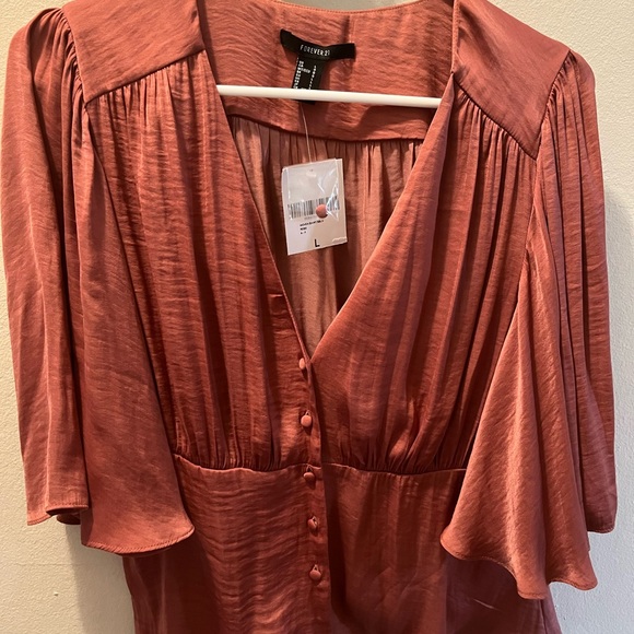 Forever 21 Tops - Flowey Burnt Orange Top